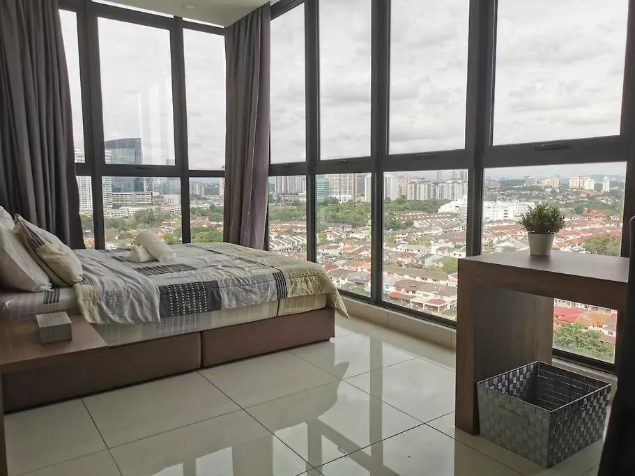 Cozy Suite 2Bedrooms Great View Of Kl Free-Parking Petaling Jaya Apartment